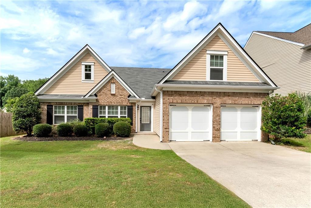 Buford, GA 30519 | 4 beds| 2 baths| $399,000